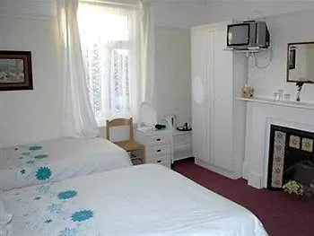 Ocean Breeze Hotel Bournemouth
